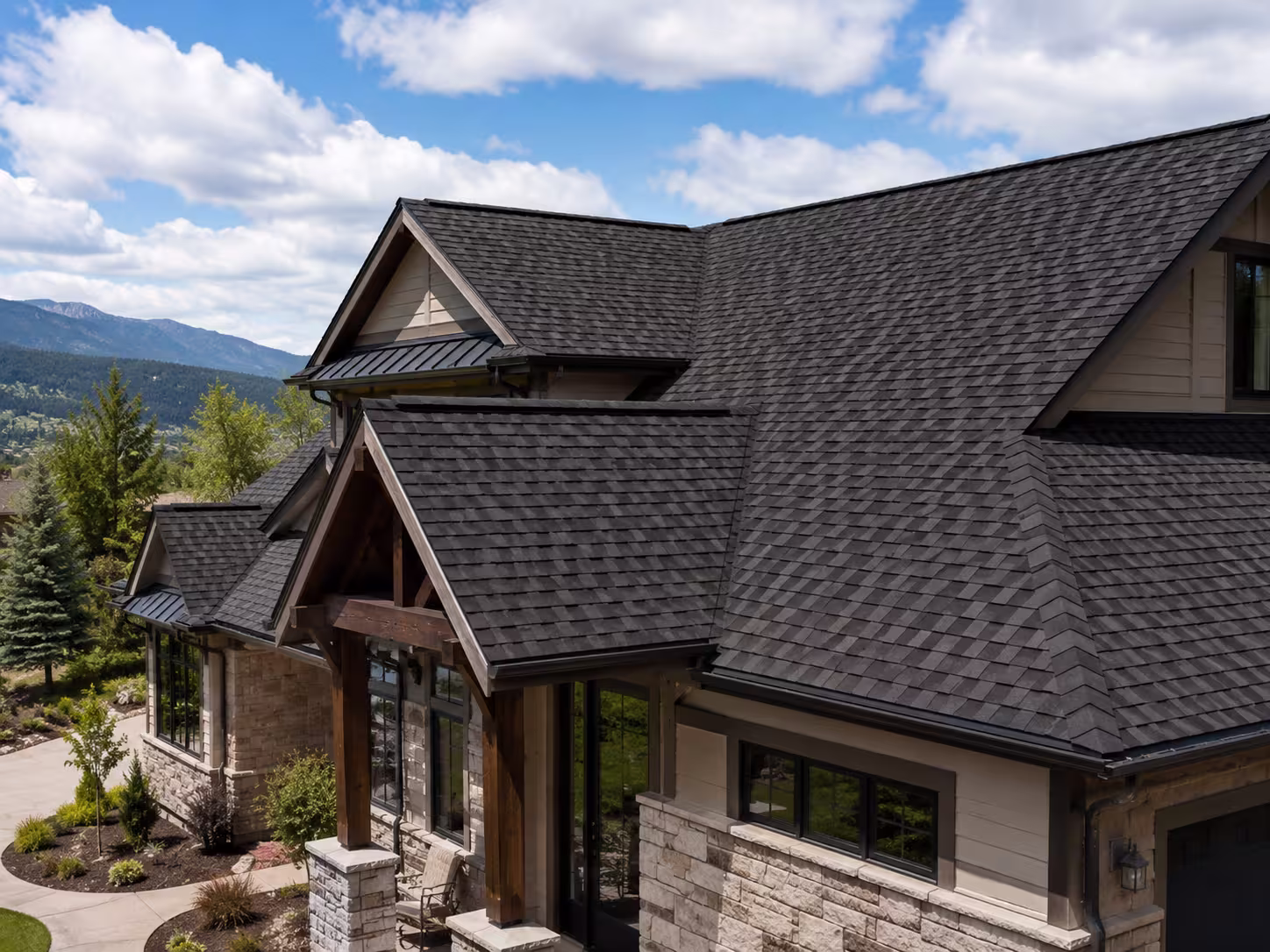 Colorado home with impact-resistant asphalt shingles