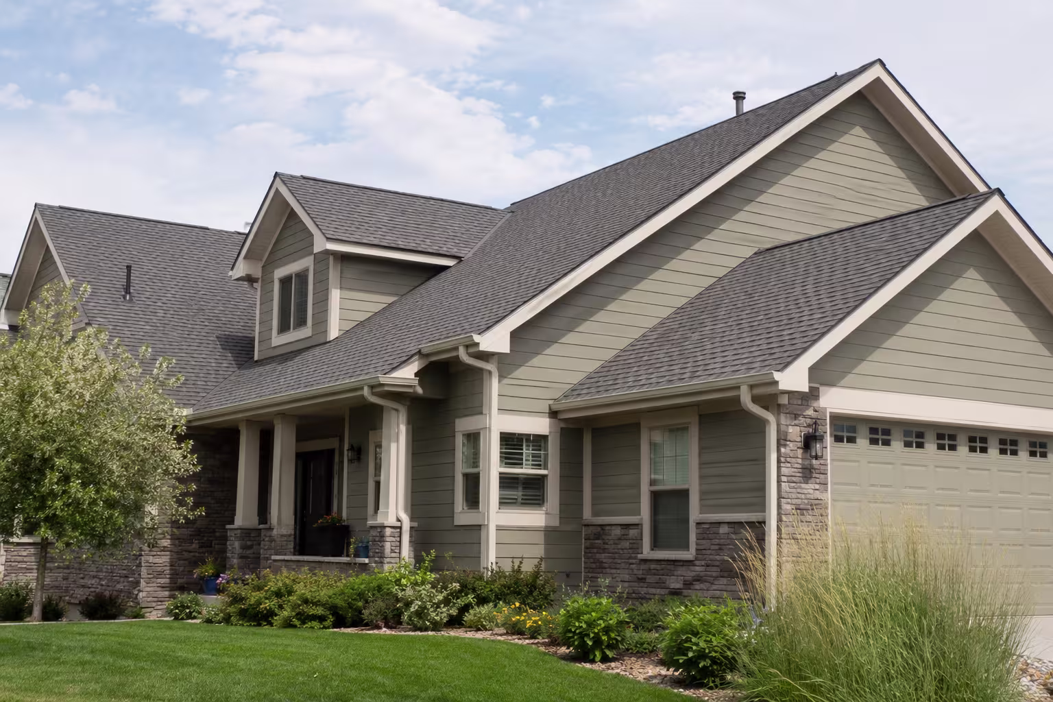 Roof replacement on a home in Littleton, Colorado